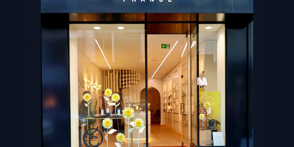 1e Maison Olivier Claire - Onglerie Reims - Photo de couverture - OneBooking
