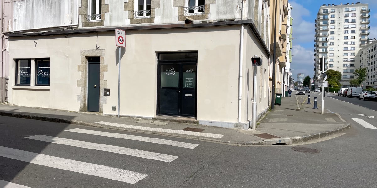 Elara prend soin de vous - Onglerie Brest - Photo de couverture - OneBooking