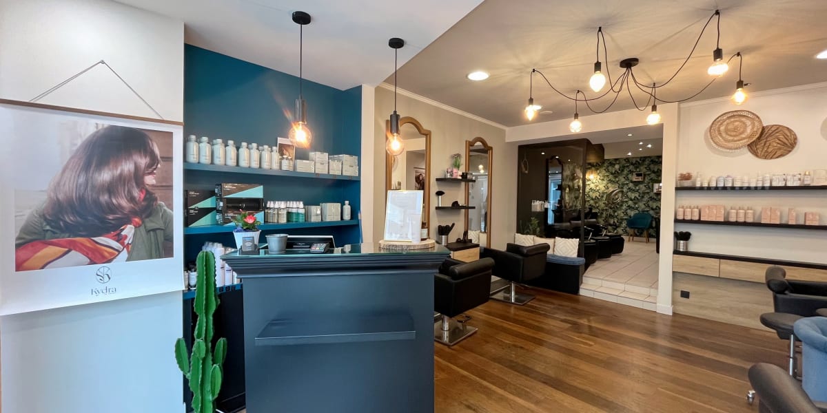 O naturel - Coiffure Clisson - Photo de couverture - OneBooking