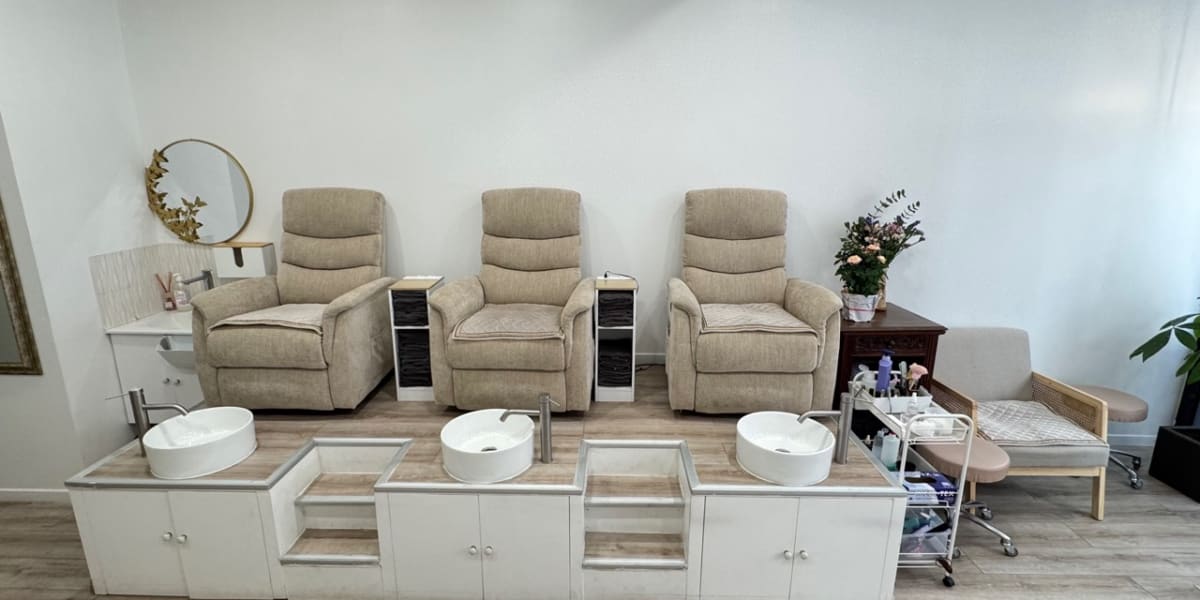 LUCKY NAILS Nails & Beauté - Onglerie Paris - Photo de couverture - OneBooking