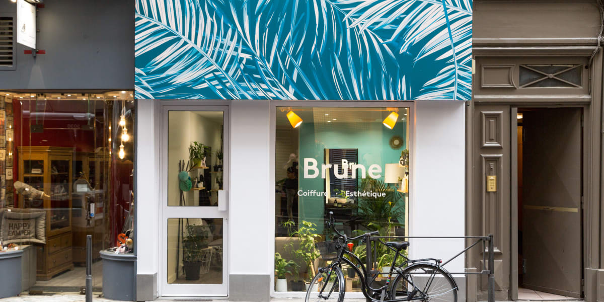 Brune - Coiffure Lyon - Photo de couverture - OneBooking