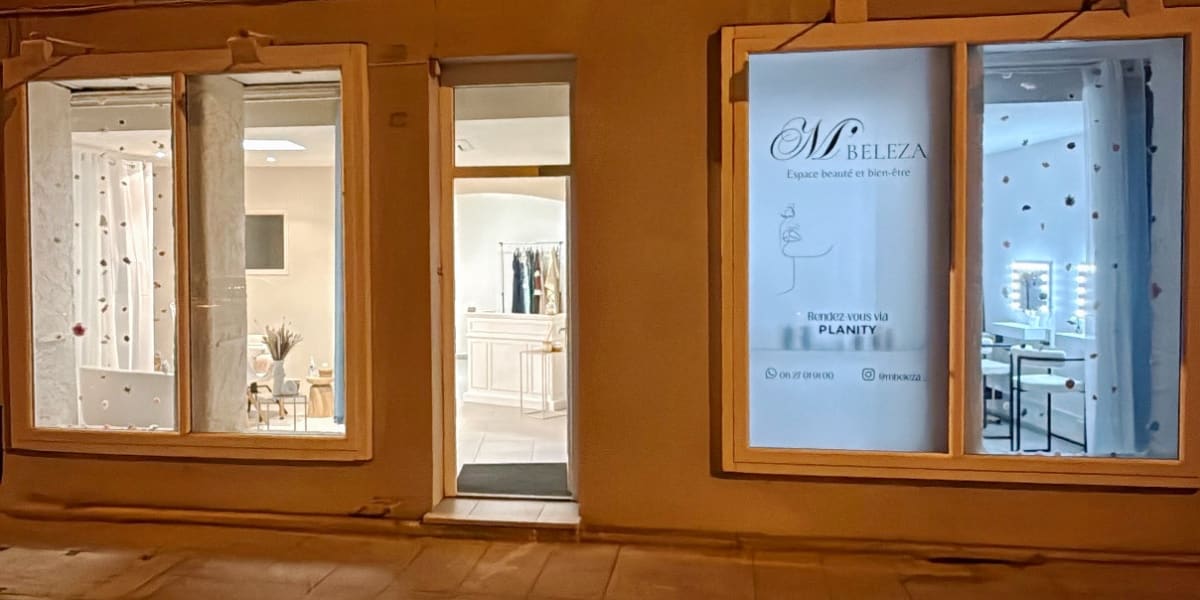 M'Beleza - Onglerie Villefranche-sur-Saône - Photo de couverture - OneBooking