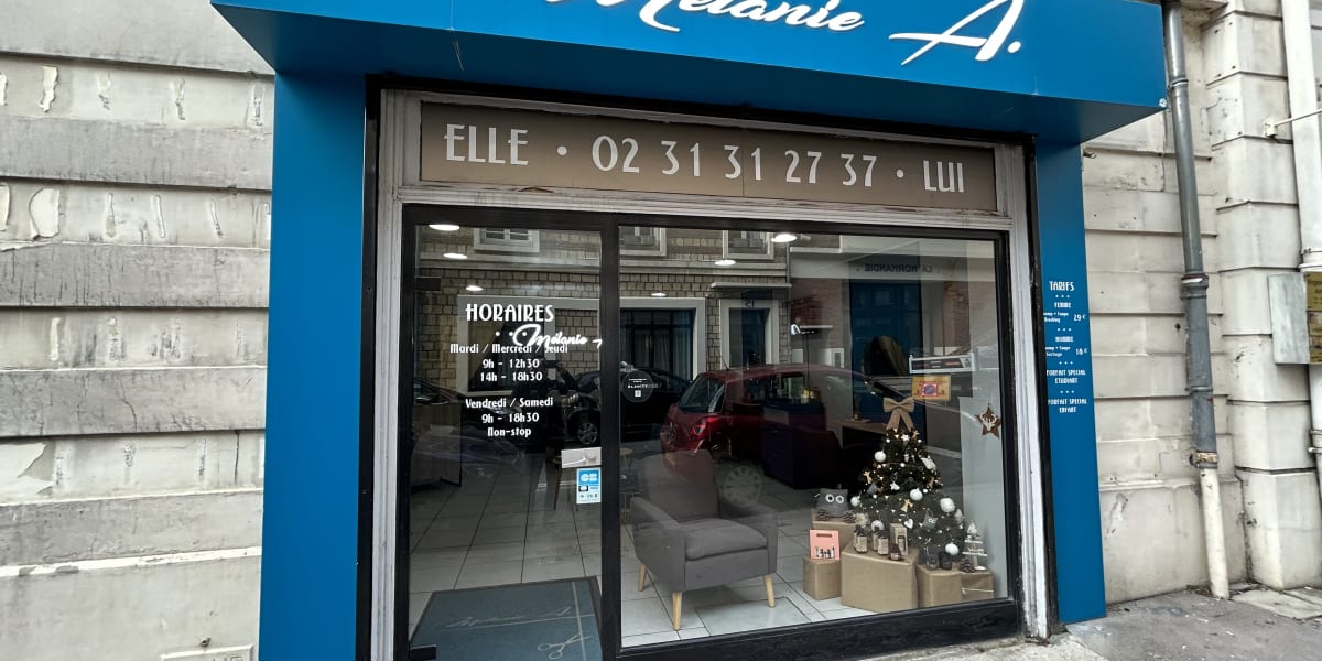 Mélanie A. - Coiffure Lisieux - Photo de couverture - OneBooking