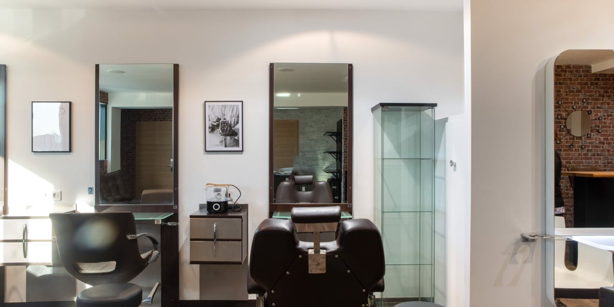 Coworking - Espace Coiffure & Beauté Bien Être - Coiffure Saint-Maximin-la-Sainte-Baume - Photo de couverture - OneBooking