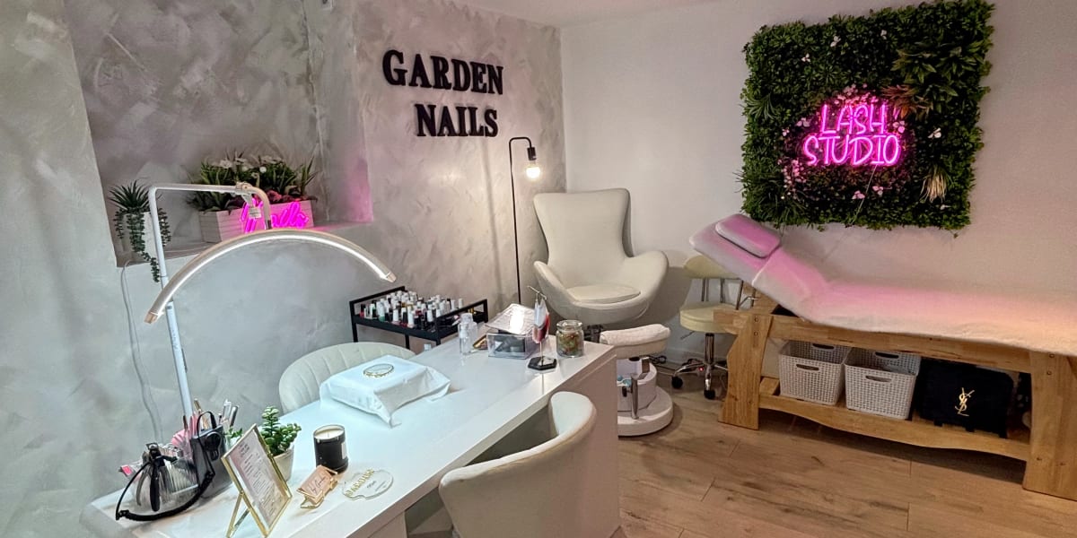 Garden Barber & Nails Manucure - Beauté des pieds - Barbier Paris - Photo de couverture - OneBooking