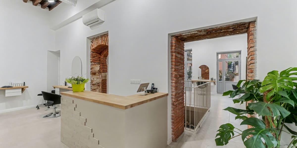 Oracle - Le Salon - Coiffure Toulouse - Photo de couverture - OneBooking
