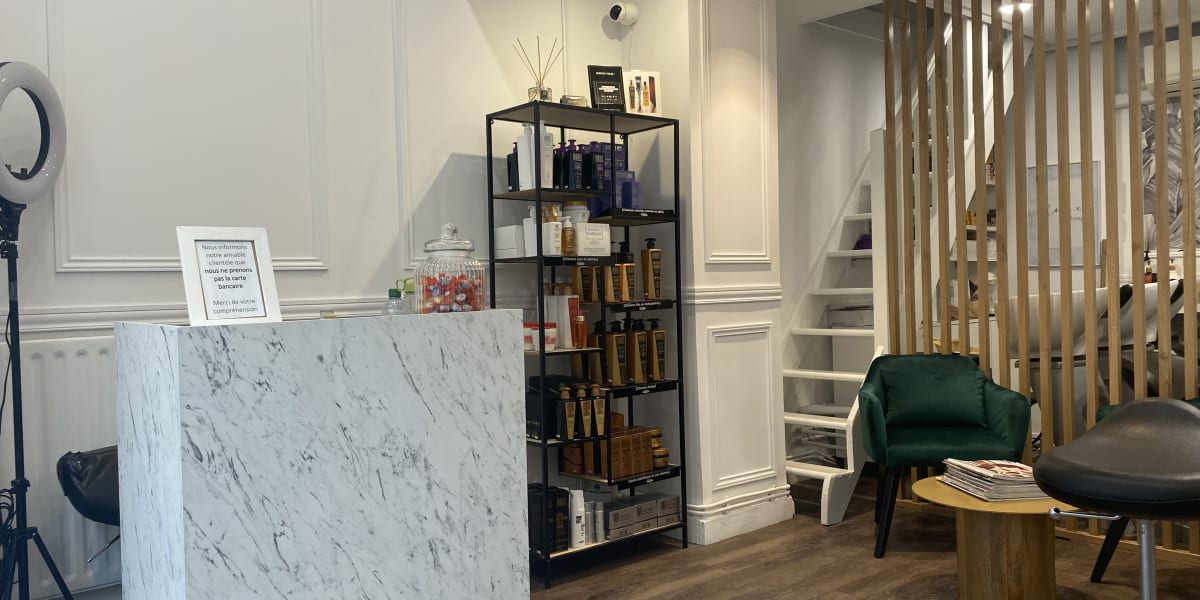 Salon Pandor - Expert Coloriste - Coiffure Villeurbanne - Photo de couverture - OneBooking
