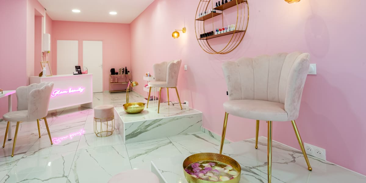 Glam Beauty - Onglerie Saint-Étienne - Photo de couverture - OneBooking
