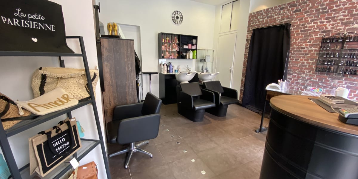Pour Pl'hair by Manon - Coiffure Marseille - Photo de couverture - OneBooking