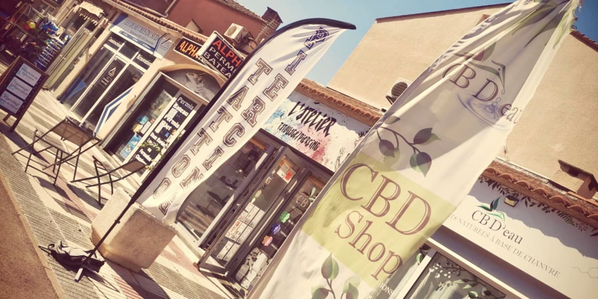 L’atelier Canet | Tattoo/Piercing - Esthétique Canet-en-Roussillon - Photo de couverture - OneBooking