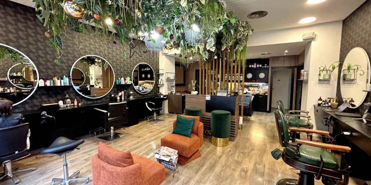 Art Side - Coiffure Cannes - Photo de couverture - OneBooking