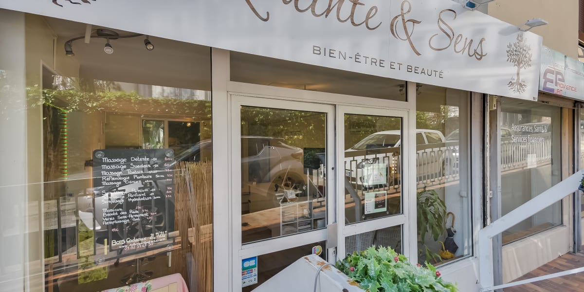 Quinte & Sens doublon - Coiffure Hyères - Photo de couverture - OneBooking