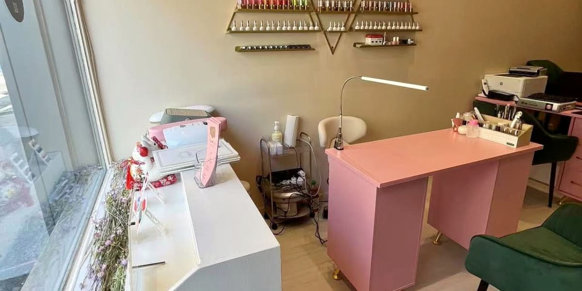 Ongles ZI-Yi - Onglerie Lyon - Photo de couverture - OneBooking