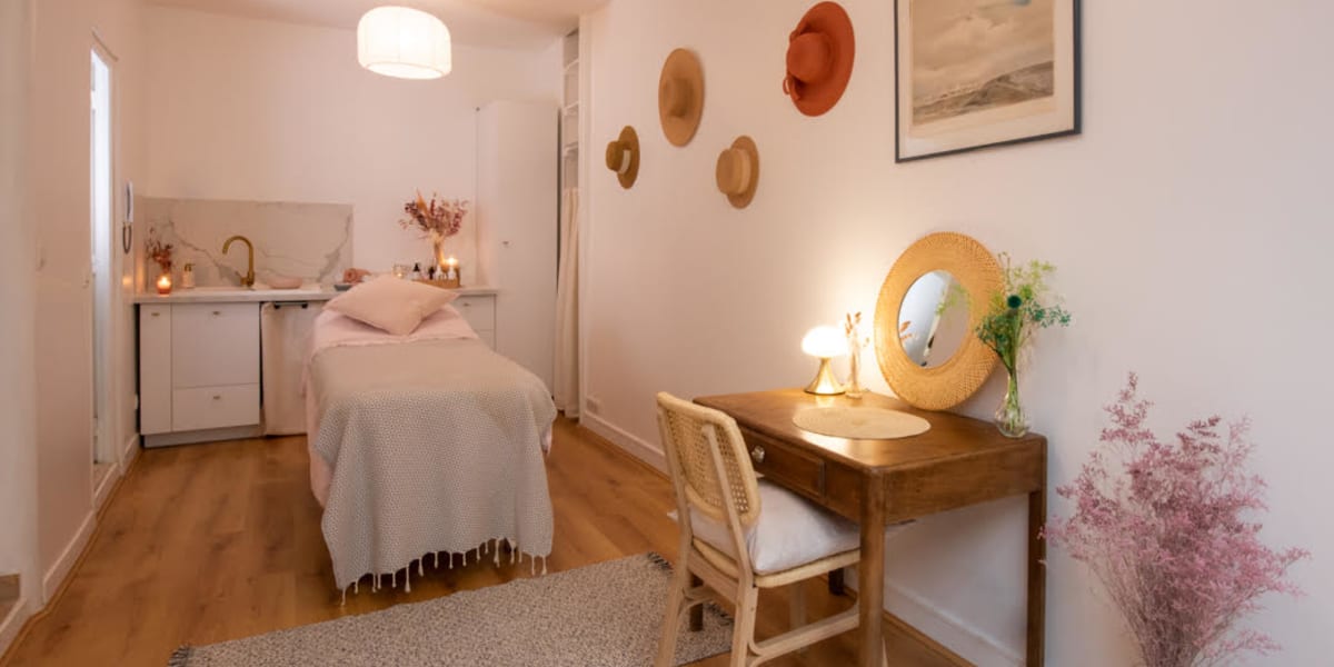 Fanny Facialiste - Massage Paris - Photo de couverture - OneBooking