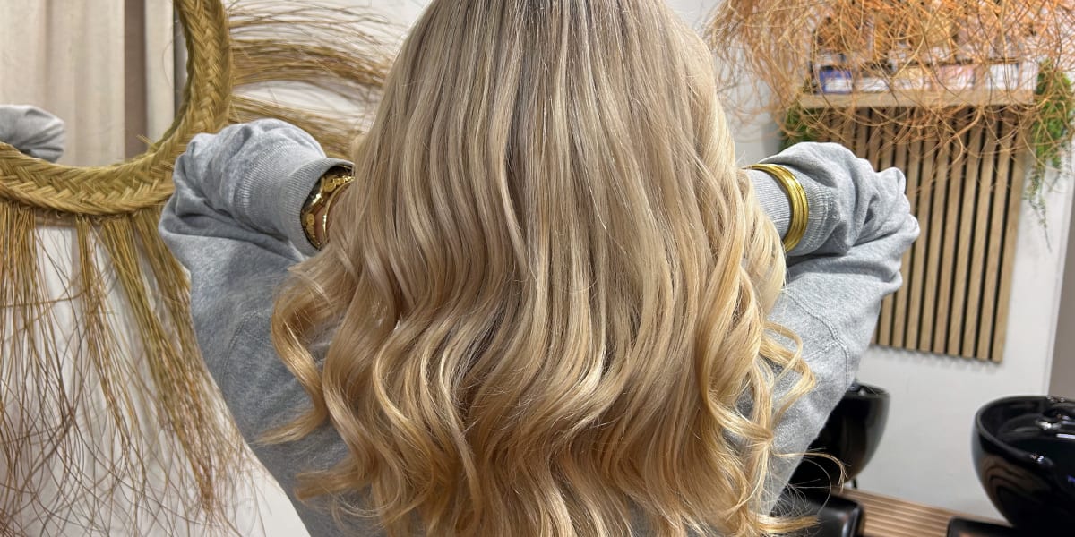 Sophie B - Spécialiste du Blond, Extensions - Coiffure Montpellier - Photo de couverture - OneBooking
