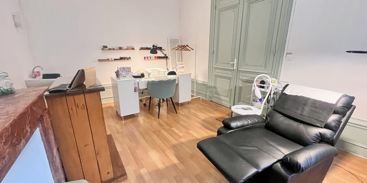 L’atelier des Cils & Ongles - Institut de beauté Douai - Photo de couverture - OneBooking