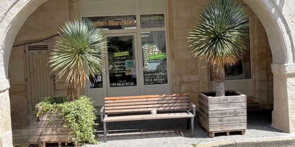 Evasion Bien Etre - Sourcils & cils La Rochelle - Photo de couverture - OneBooking