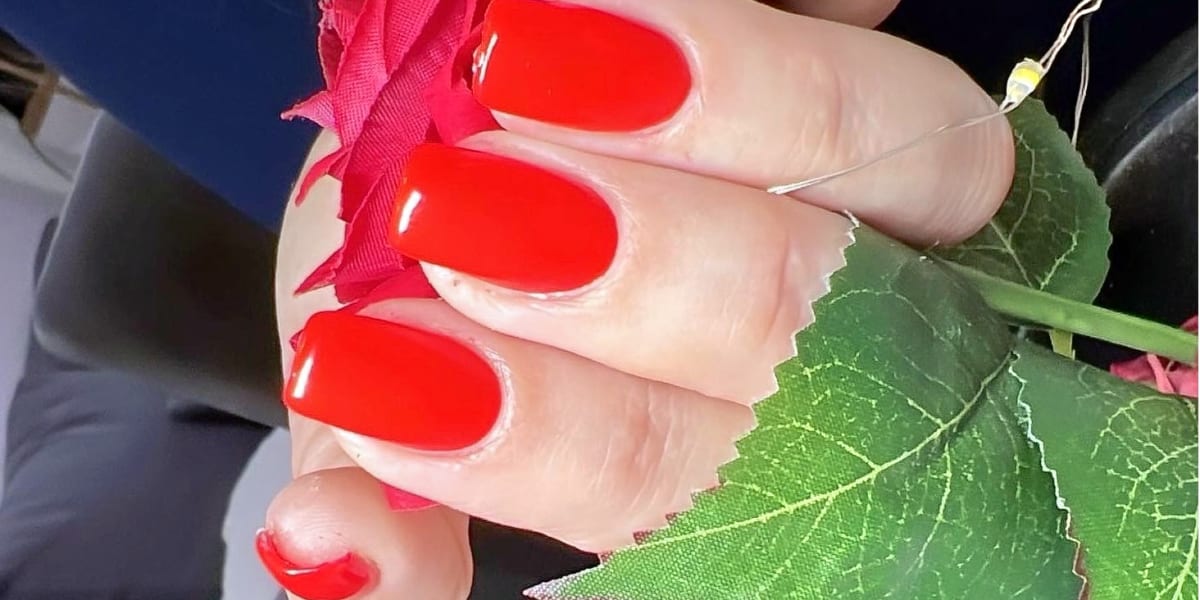 Meryem Nails 13015 - Barbier Marseille - Photo de couverture - OneBooking