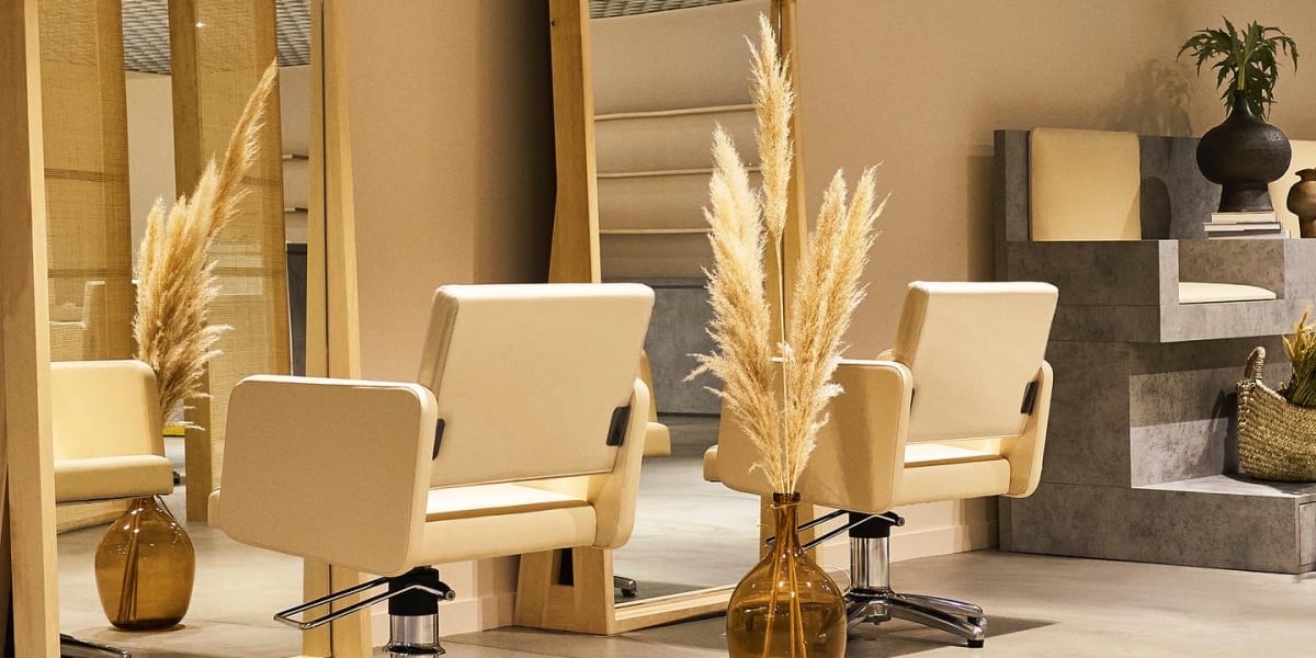 Kure Bazaar Samaritaine - Nails & Hair - Coiffure Paris - Photo de couverture - OneBooking
