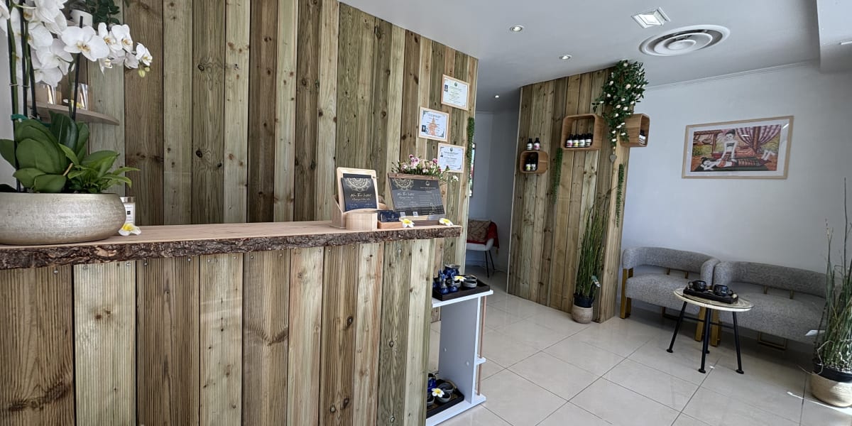 Relax Thai Institut Juan les Pins - Institut de beauté Antibes - Photo de couverture - OneBooking