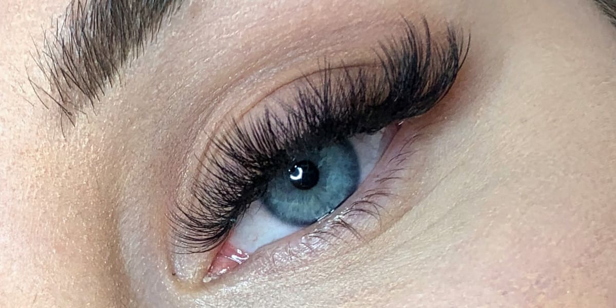 Syza Glam's Beauty - Onglerie Montpellier - Photo de couverture - OneBooking