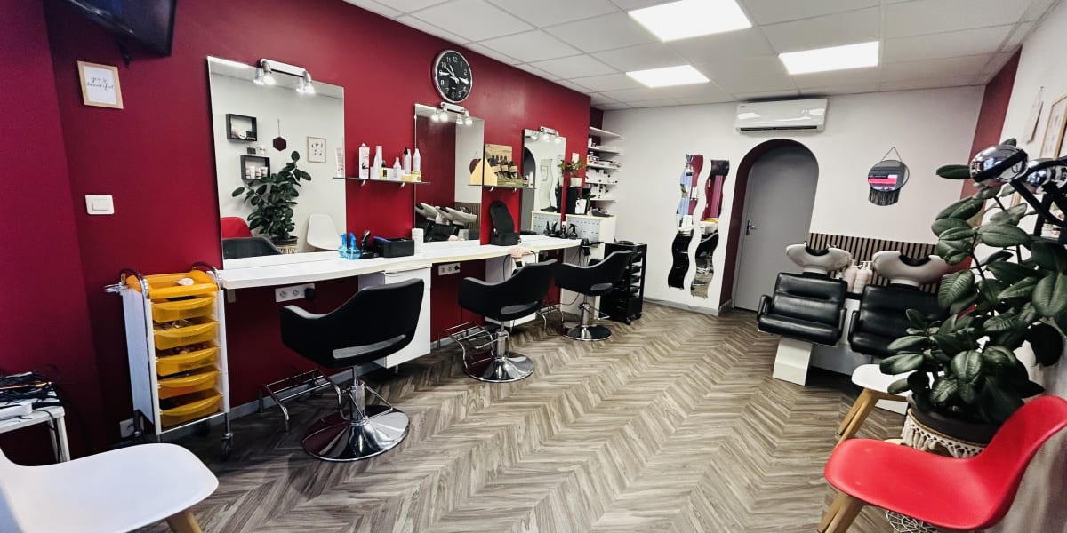 Coiffure Carnot Femmes - Coiffure Limoges - Photo de couverture - OneBooking