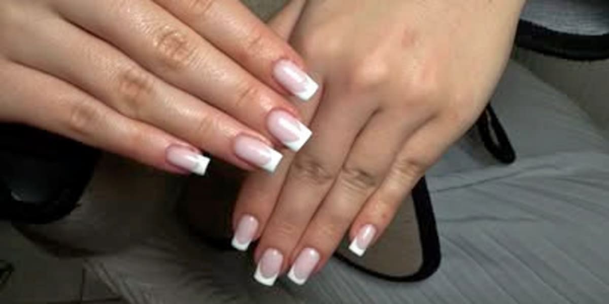 Mj.beautyy06 - ongles et cils et tatouage éphèmere - Coiffure Nice - Photo de couverture - OneBooking
