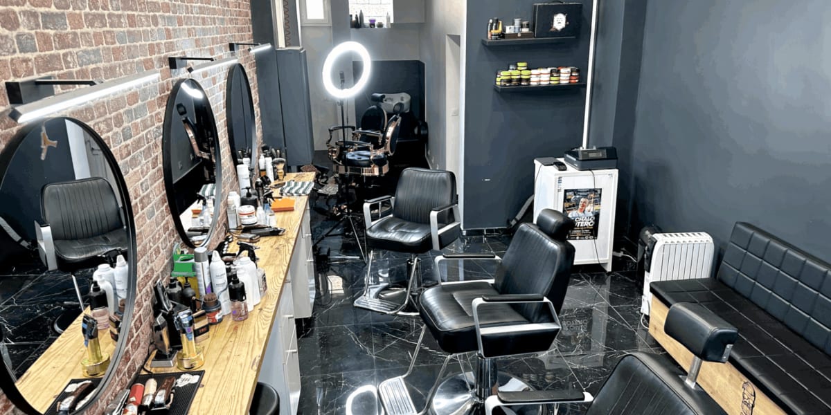 Atelier Latino - Barbier Paris - Photo de couverture - OneBooking