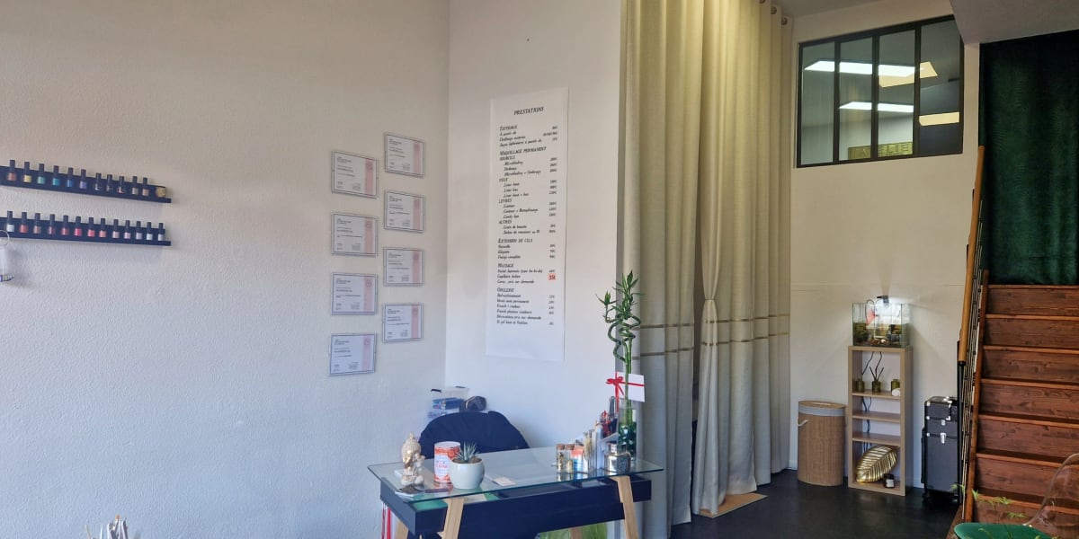 1st Beauty - Onglerie Canet-en-Roussillon - Photo de couverture - OneBooking