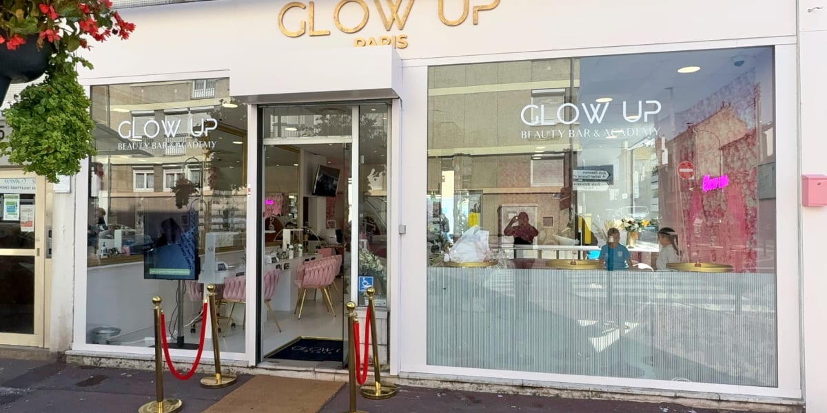 Glow Up - Onglerie Argenteuil - Photo de couverture - OneBooking