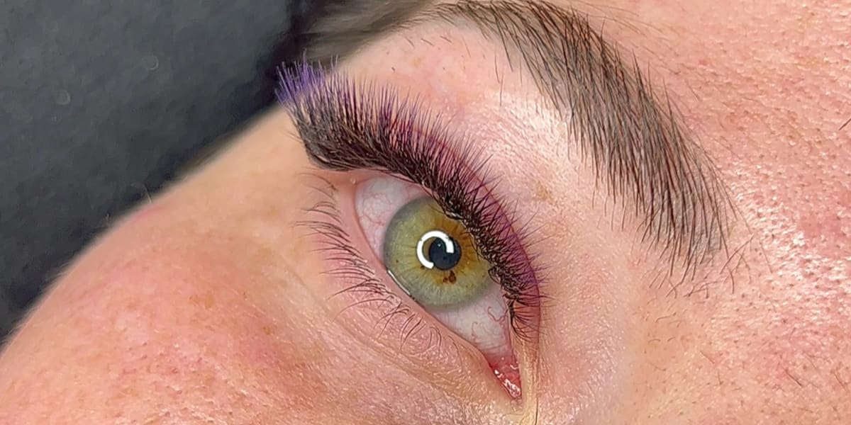 Regard’ange extension de cils - Coiffure Bandol - Photo de couverture - OneBooking