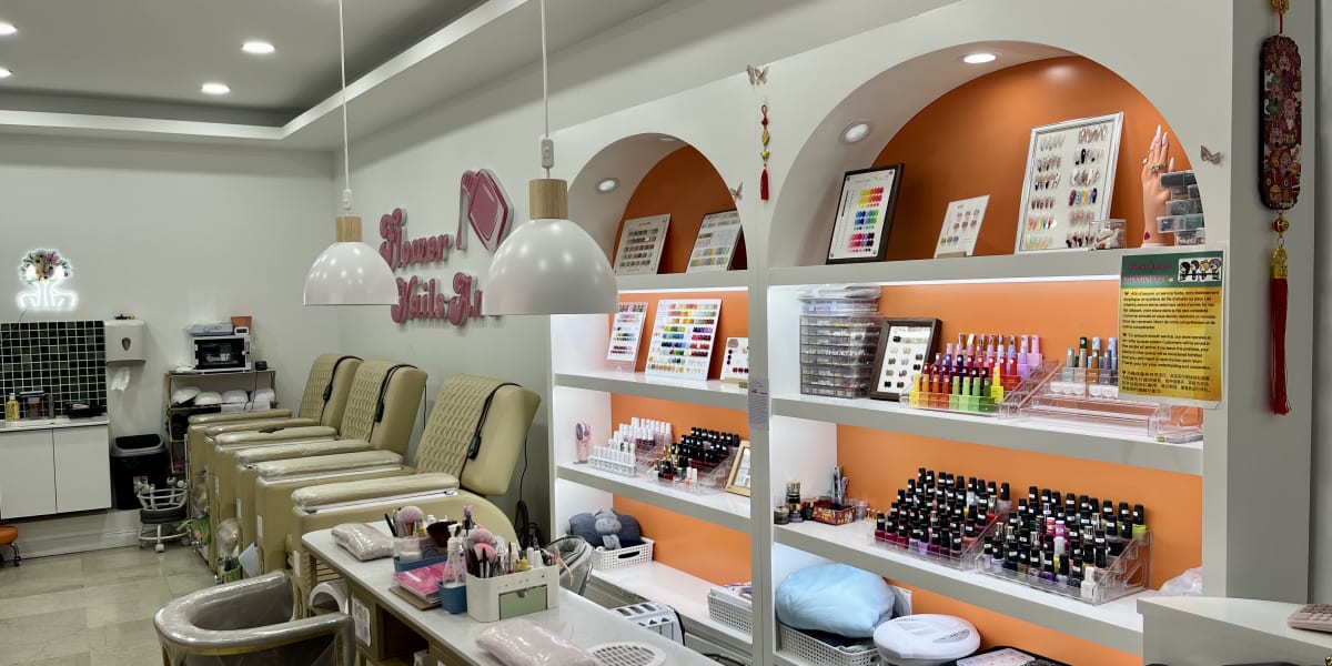Flower Nails Art - Onglerie Paris - Photo de couverture - OneBooking