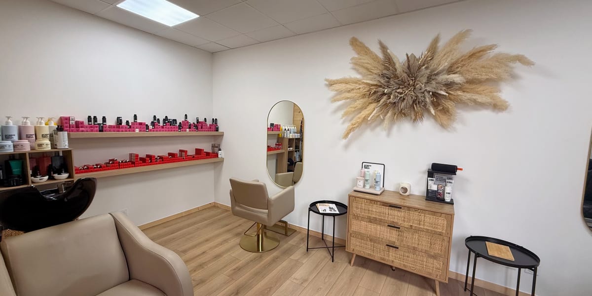Glow Hair - Coiffure Clermont-Ferrand - Photo de couverture - OneBooking