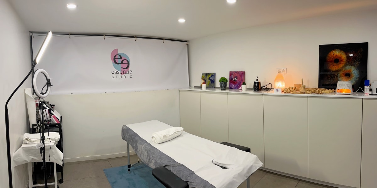 Sharonessenne - Spa Marseille - Photo de couverture - OneBooking