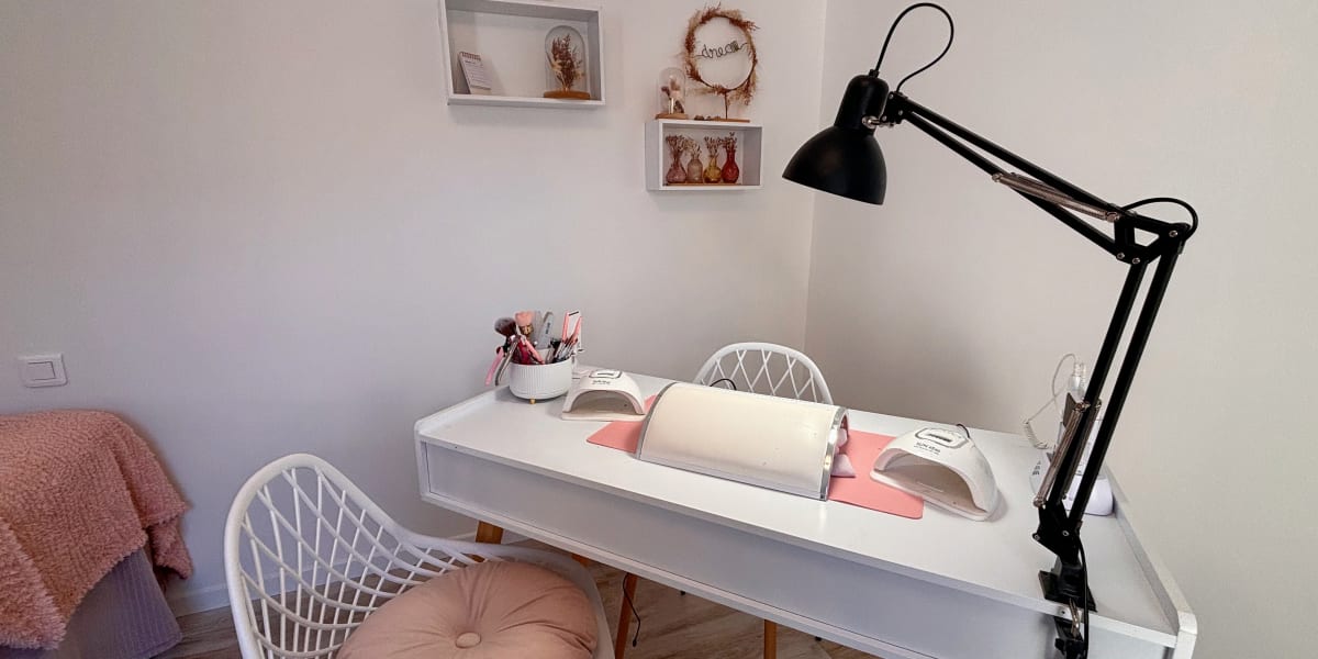 MB Beauté - Onglerie Frontignan - Photo de couverture - OneBooking