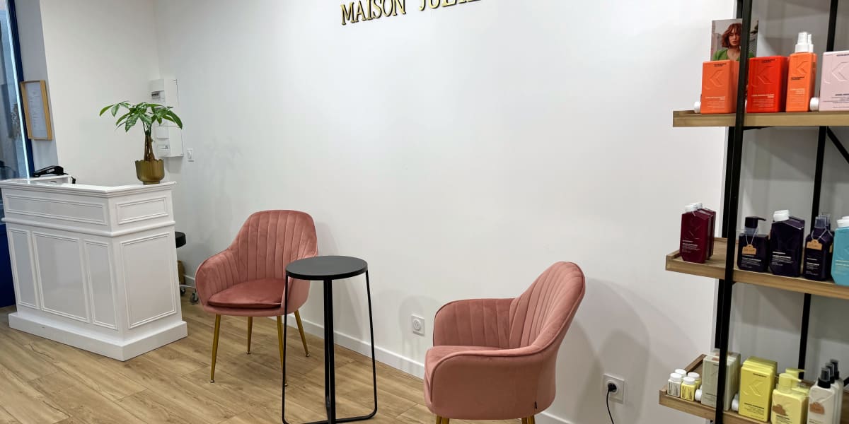 Maison Julie - Coiffure Narbonne - Photo de couverture - OneBooking