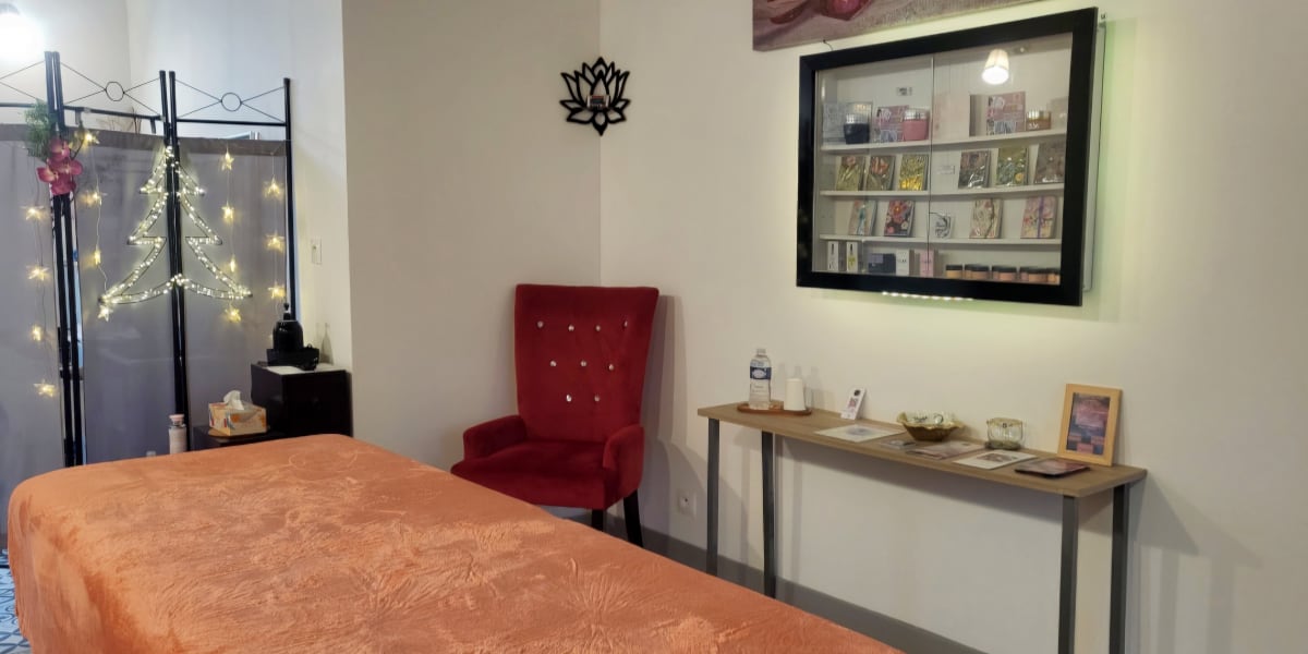 Zen L.A. - Sourcils & cils La Seyne-sur-Mer - Photo de couverture - OneBooking