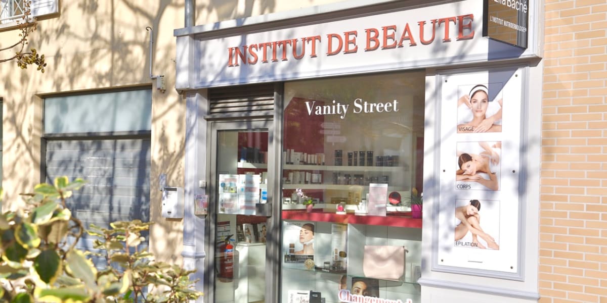 Vanity Street - Onglerie Rueil-Malmaison - Photo de couverture - OneBooking