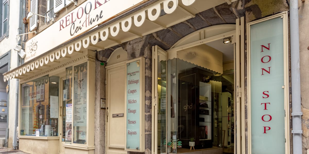Relooking Coiffure Mylène Biard - Coiffure Clermont-Ferrand - Photo de couverture - OneBooking