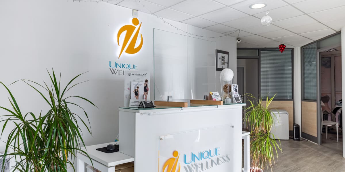 Unique Wellness - Centre d'Amincissement, Tonification et Anti-Âge - Bien-être Orange - Photo de couverture - OneBooking
