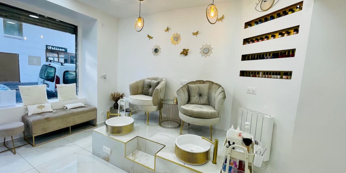 Nini Beauty - Onglerie Asnières-sur-Seine - Photo de couverture - OneBooking