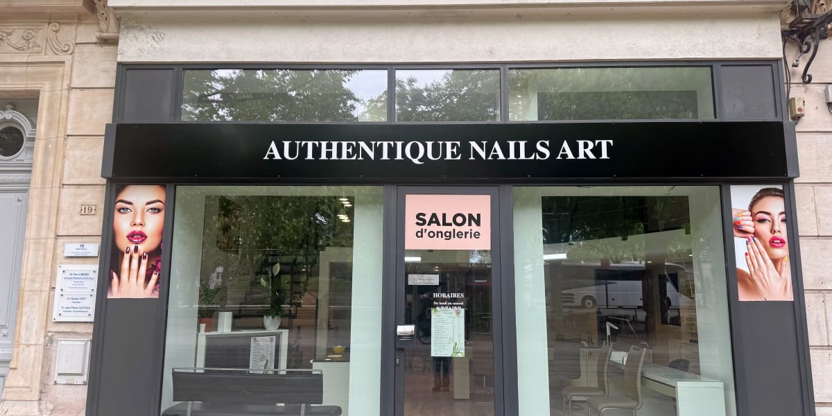 Authentique Nails Art - Onglerie Dijon - Photo de couverture - OneBooking