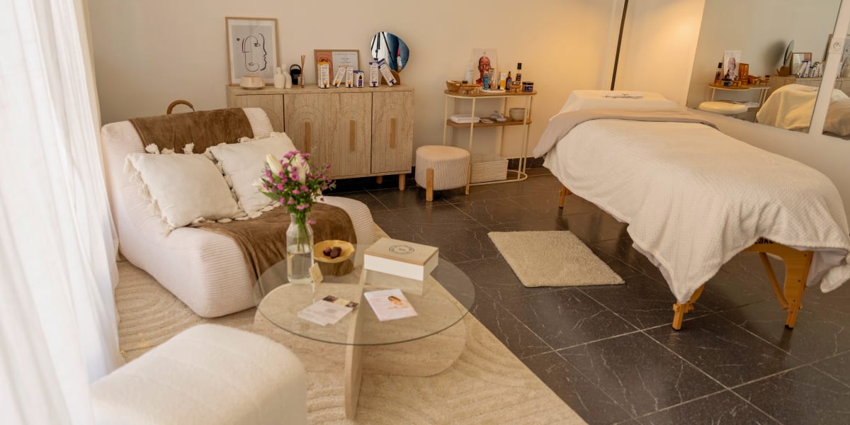 Elodie Galimard Facialiste - Institut de beauté Dijon - Photo de couverture - OneBooking