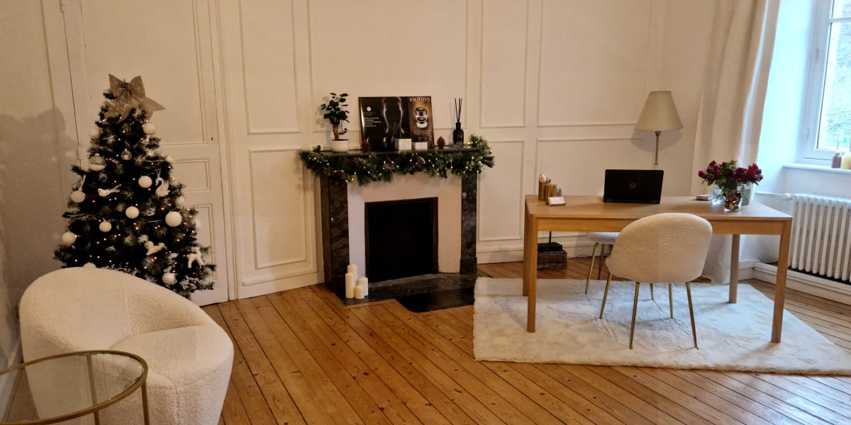 L'INSTITUT DU PALAIS - Sourcils & cils Quimper - Photo de couverture - OneBooking