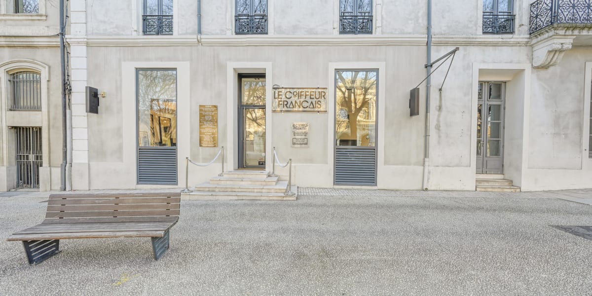 Le Coiffeur Français - Coiffure Nîmes - Photo de couverture - OneBooking