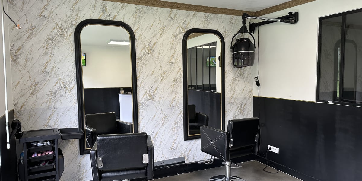Kamiz Hair Beauty - Sourcils & cils Cergy - Photo de couverture - OneBooking