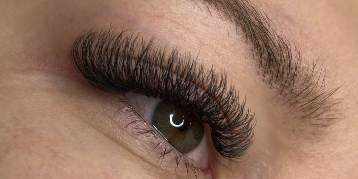 Cils Chic - Sourcils & cils Gennevilliers - Photo de couverture - OneBooking