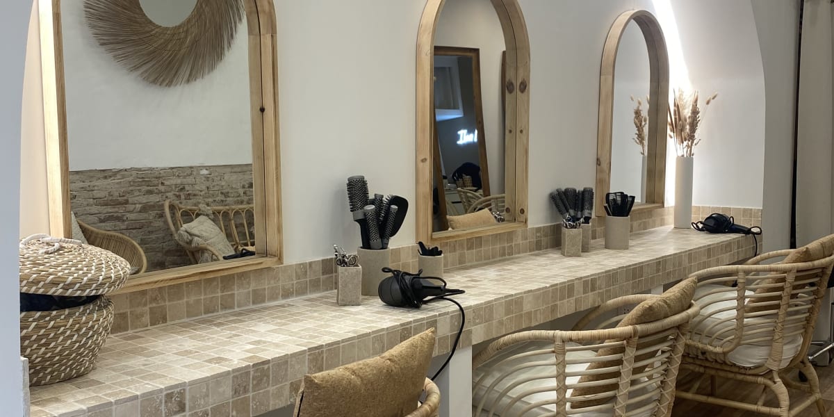 L'ATELIER N°10 - Coiffure Toulouse - Photo de couverture - OneBooking