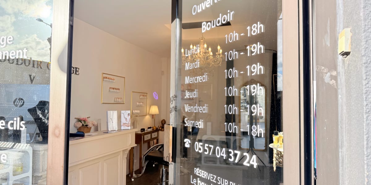 Le boudoir Georges V - Onglerie Bordeaux  - Photo de couverture - OneBooking