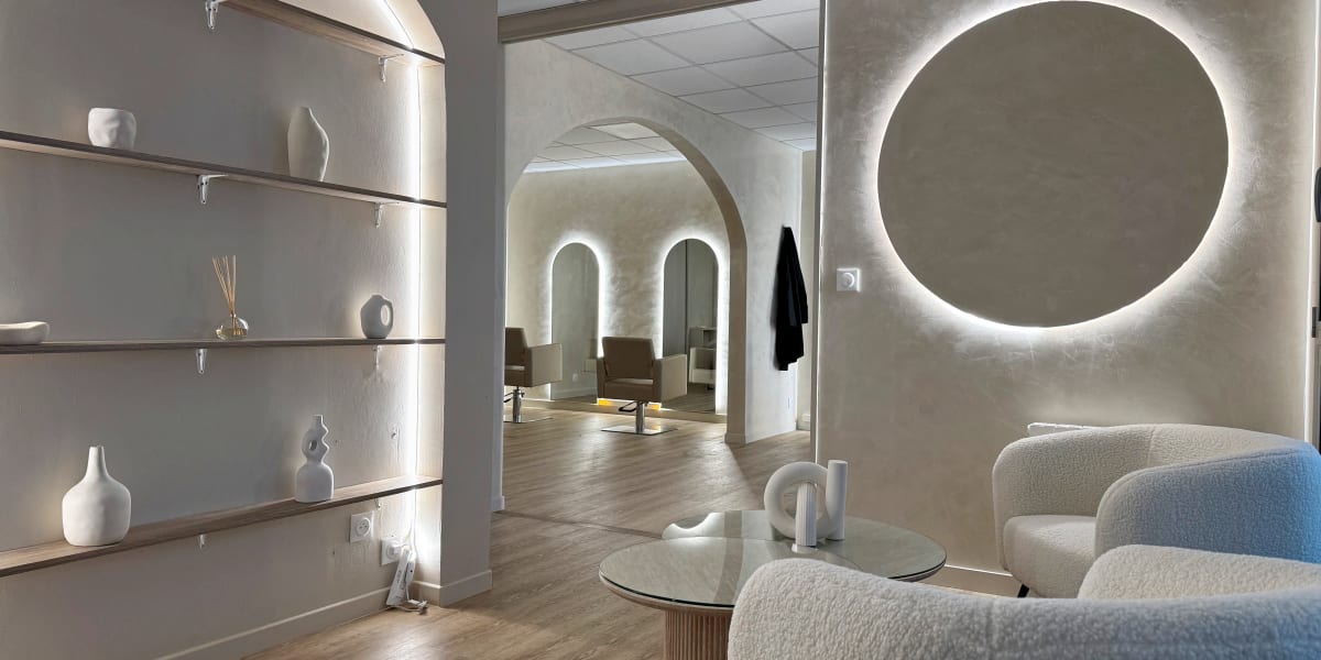 Le Cabinet Capillaire - Onglerie Rennes - Photo de couverture - OneBooking